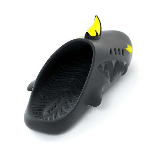 Sharkicks Pro Mule - Dragón Koi, Ojos Relámpago