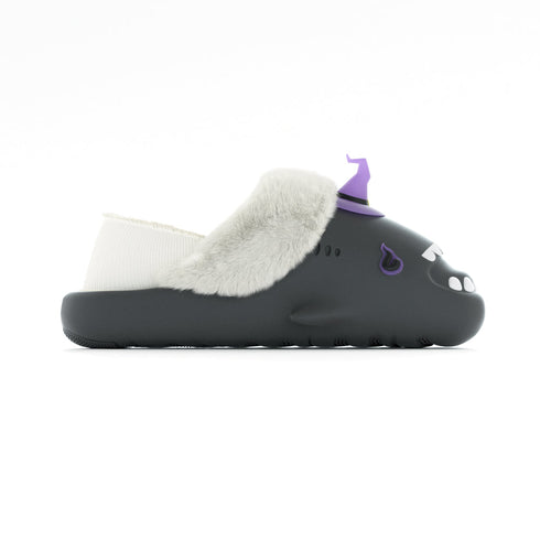 Sharkicks Pro - Invierno, Sombrero de Bruja, Talón Cubierto